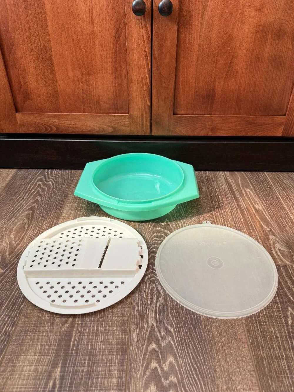 Vintage Tupperware Cheese Grater with Lid